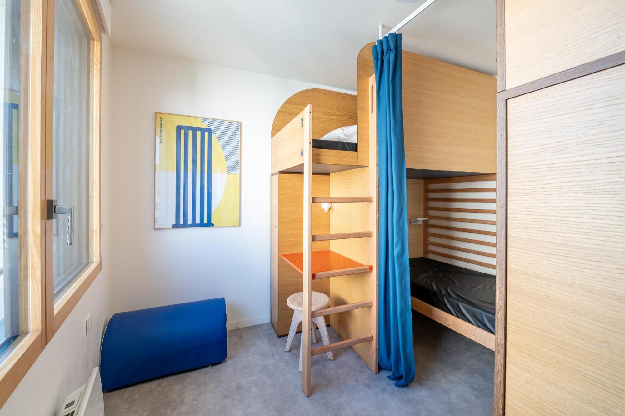 Lit Simple dans Dortoir de 4 Lits